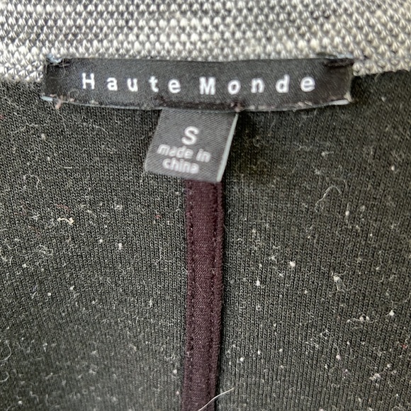 Haute Monde long jacket size small buttons only on functional pockets. - Picture 9 of 9